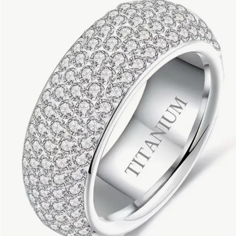 1pc Titanium Steel Ring for Men and Women, Couples - Sparkling Rhinestones,